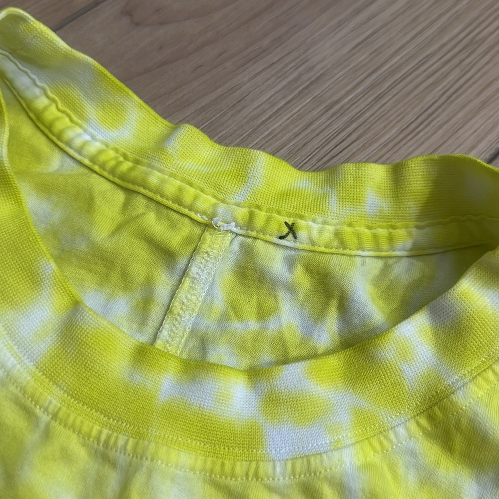 Lululemon All Yours Cropped Tank Medium - Picture 4 of 6